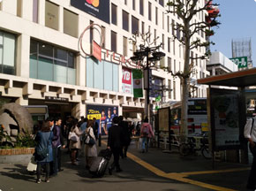 キレイモ渋谷西口店への行き方(JR渋谷駅出口)